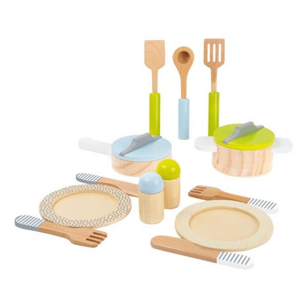 Service de table et casseroles (vaisselle) - 3/7 ans