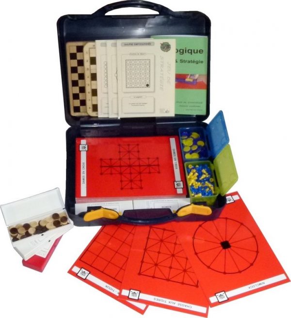 Jeux de Stratégie (valise) - 8 à 13 ans